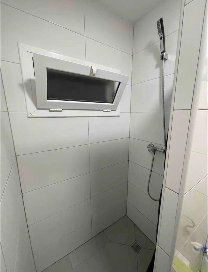 Cozy Room Next To El Prat Airport El Prat de Llobregat Ngoại thất bức ảnh