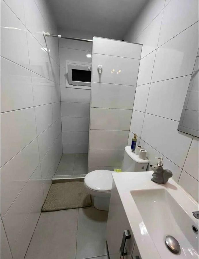 Cozy Room Next To El Prat Airport El Prat de Llobregat Ngoại thất bức ảnh